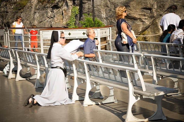 LOURDES : COME FOR A DAY - Private Day-trip from PARIS by High Speed Train — photo 5