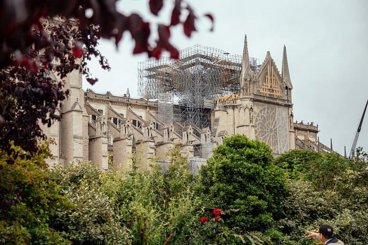 Private Tour: Secrets of Notre Dame & Latin Quarter with a Local — photo 7