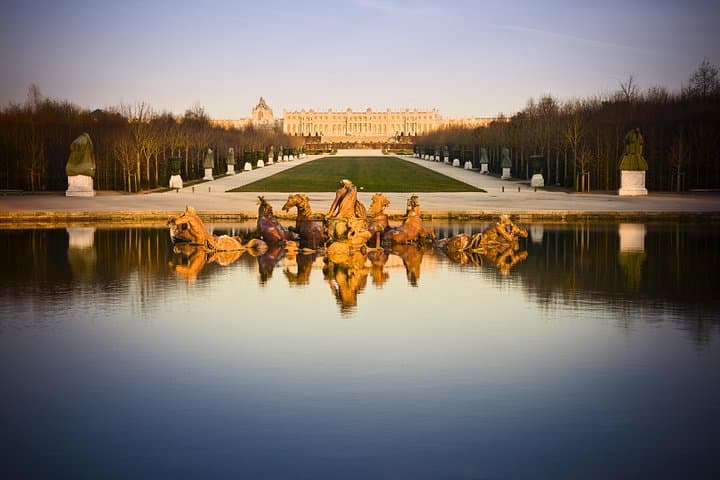 Giverny and Versailles Small Group Day Trip from Paris with Lunch — photo 6