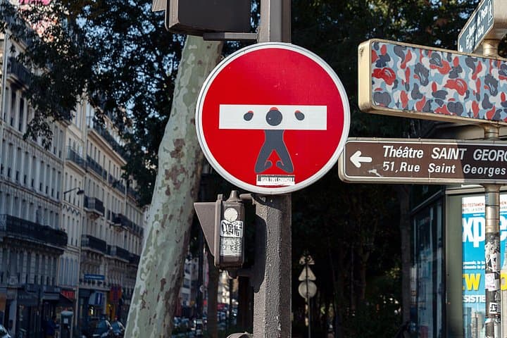 Montmartre Street Art Tour with an Artist — photo 2