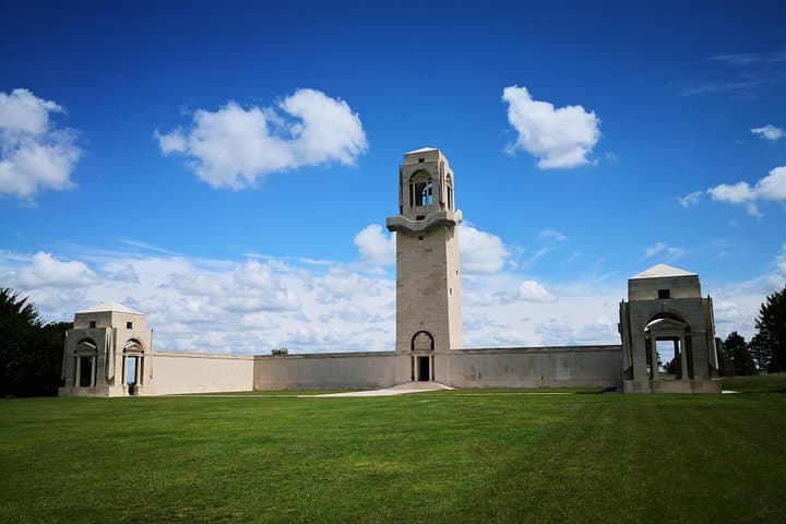 Sir John Monash Centre in the Somme from Paris aboard a Van (4/7 pax)