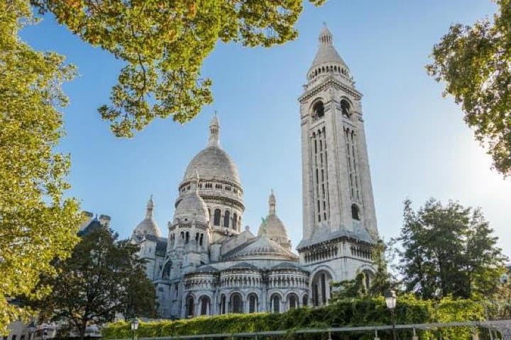 Montmartre Guided Tour with Sacré Cœur Church & City Views — photo 1