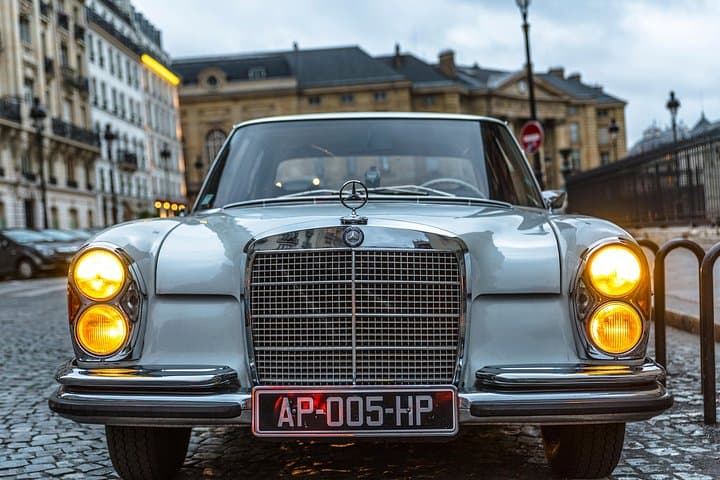 Private Paris guided Tour by classic 1970 Mercedes S Class — photo 4