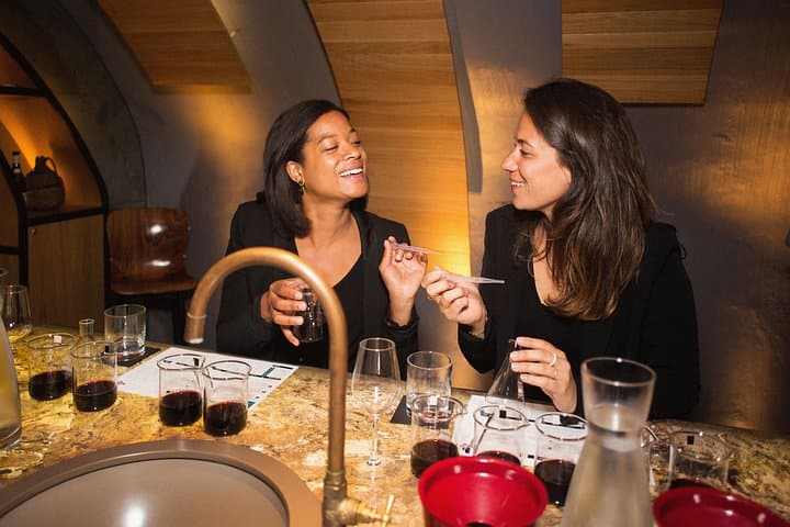 Paris Make Your Own Bottle of Wine in a Royal Wine Cellar — photo 3