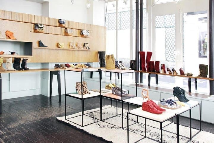 Private Paris Shopping Experience with Personal Fashion Stylist — photo 6