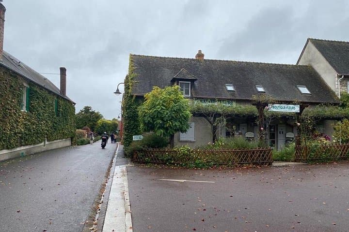 Private Car Trip to Giverny Garden from Paris — photo 3