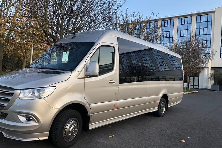 Private one way transfer from Port Le Havre to Paris or back — photo 2