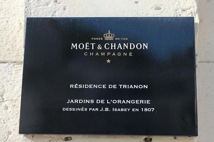 Private 10-hour round transfer to Champagne Epernay from Paris. Best offer! — photo 6
