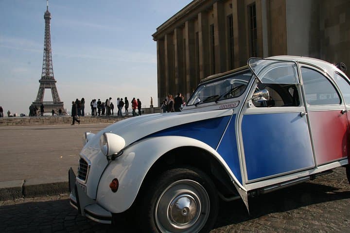 Paris - Vintage 2CV car guided tour + Cruise on the Seine — photo 4