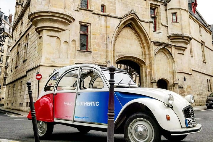 Paris - Vintage 2CV car guided tour + Cruise on the Seine — photo 7