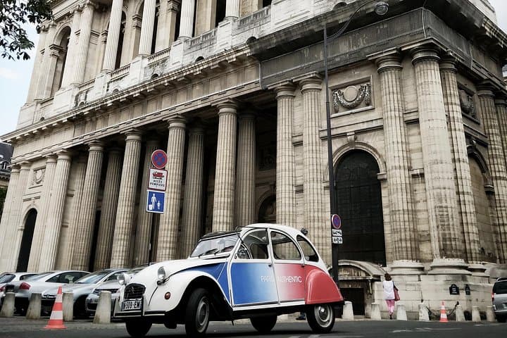 Paris - Vintage 2CV car guided tour + Cruise on the Seine — photo 11