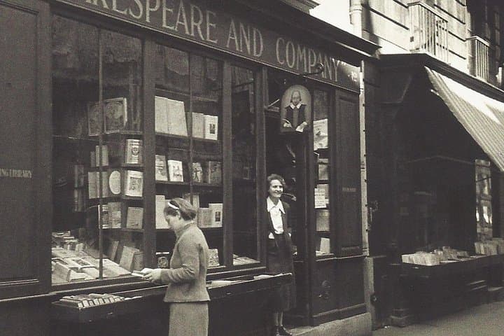 Hemingway in Paris - Small Group Walking Tour — photo 5