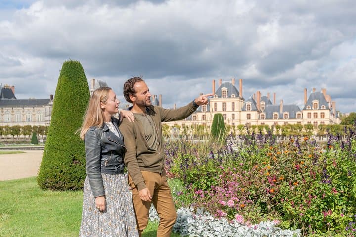 Fontainebleau and Vaux le Vicomte Chateaux Day Trip from Paris — photo 1