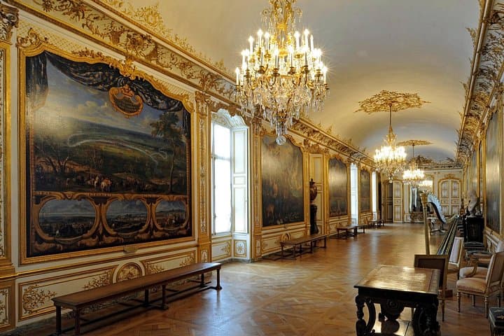 Private Chantilly & Horse Museum with Minivan — photo 3
