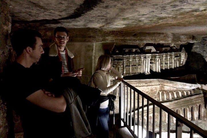 Catacombs of Paris Small Group Restricted Access Tour — photo 4