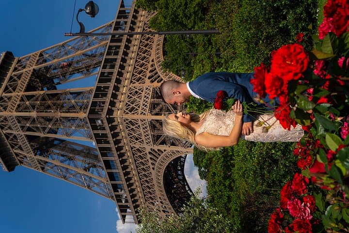 Paris Eiffel Tower Wedding Vows Renewal Ceremony with Photo Shoot — photo 7