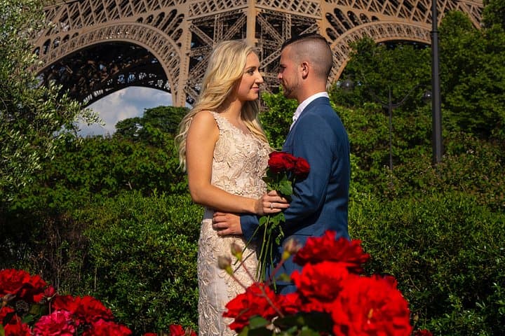 Paris Eiffel Tower Wedding Vows Renewal Ceremony with Photo Shoot — photo 8