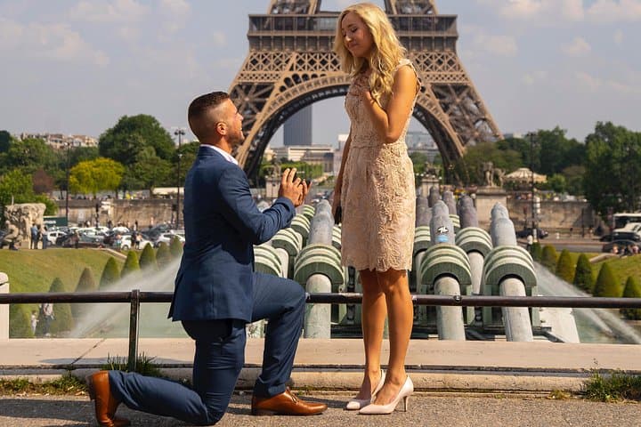 Proposal in Paris at the Eiffel Tower with Photoshoot & Video — photo 1