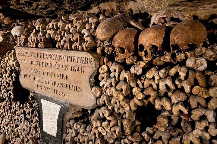 Paris Catacombs Semi-Private Max 6 People Guided Tour — photo 10