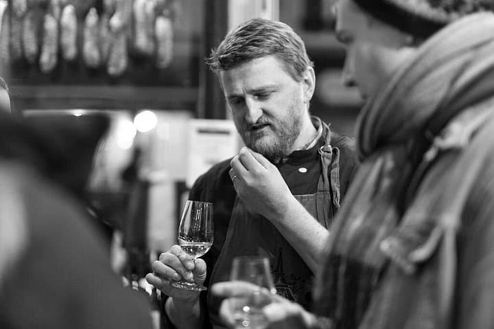 Paris Art of Pairing Cheese and Wine Tasting in a Cheese Cellar — photo 3