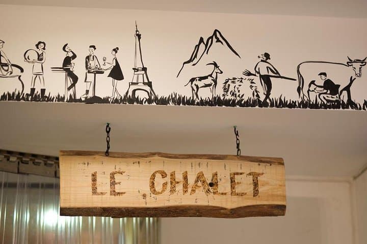 Paris Art of Pairing Cheese and Wine Tasting in a Cheese Cellar — photo 10