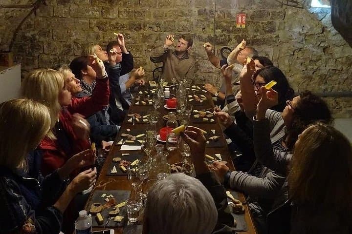 Paris Art of Pairing Cheese and Wine Tasting in a Cheese Cellar — photo 14