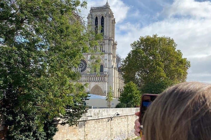 Paris Notre Dame & Île de la Cite: Max 6 People Group or Private — photo 2
