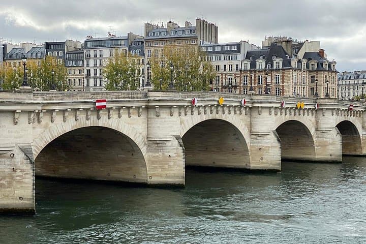 Paris Notre Dame & Île de la Cite: Max 6 People Group or Private — photo 3