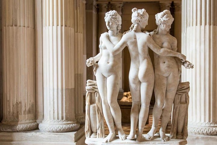 LOUVRE PRIVATE TOUR: Reserved Acess tickets & Local expert guide — photo 10