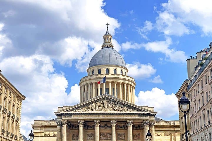 Historic Paris: Exclusive Private Tour with a Local — photo 4