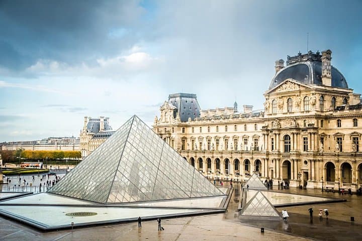 Louvre Priority Access with Mona Lisa + Paris Combo Options — photo 4