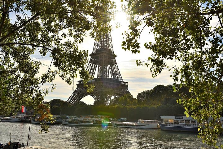 Paris Famous Landmarks PhotoWalks Tour — photo 6
