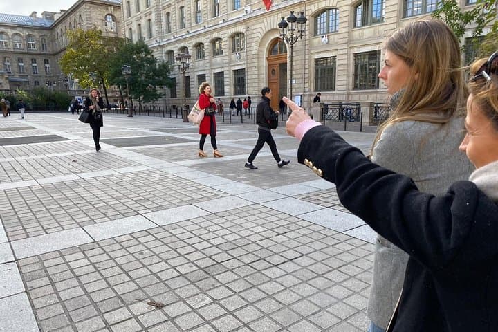 VIP Paris in a Day: Montmartre, Louvre, Île de la Cité, Cruise — photo 16