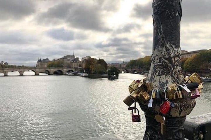 Paris Notre Dame & Île de la Cite: Max 6 People Group or Private — photo 8