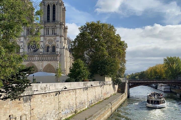Paris Notre Dame & Île de la Cite: Max 6 People Group or Private — photo 15