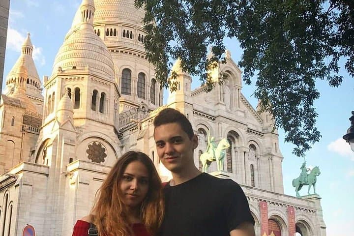 Montmartre Highlights - Bohemian Streets & Sacré-Coeur Basilica — photo 3