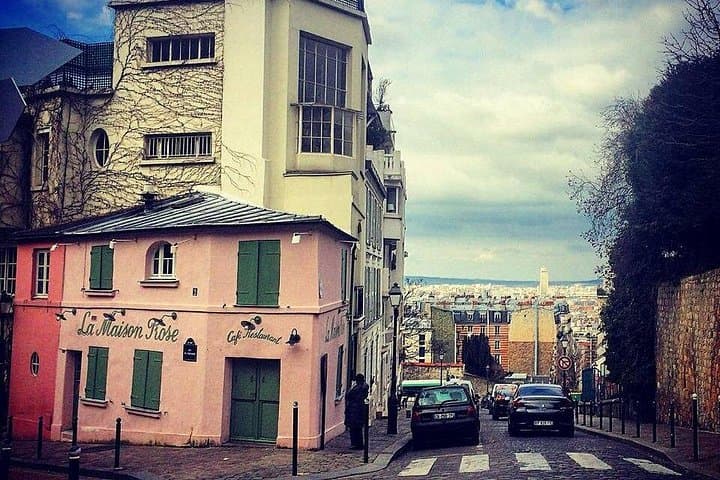 Montmartre Highlights - Bohemian Streets & Sacré-Coeur Basilica — photo 5