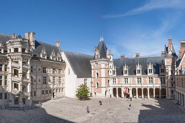Tour Châteaux Amboise, Chenonceau, Chambord from Paris — photo 7