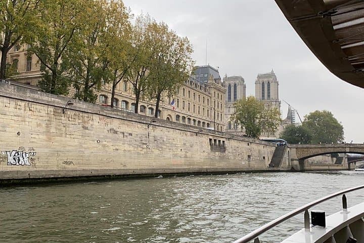 VIP Paris in a Day: Montmartre, Louvre, Île de la Cité, Cruise — photo 9