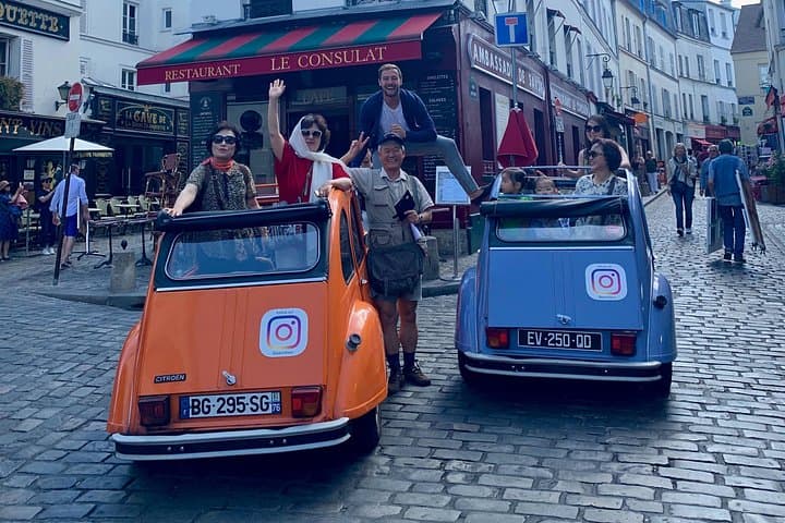 Vintage 2CV Adventure: 2-Hour Paris Highlights Tour — photo 1