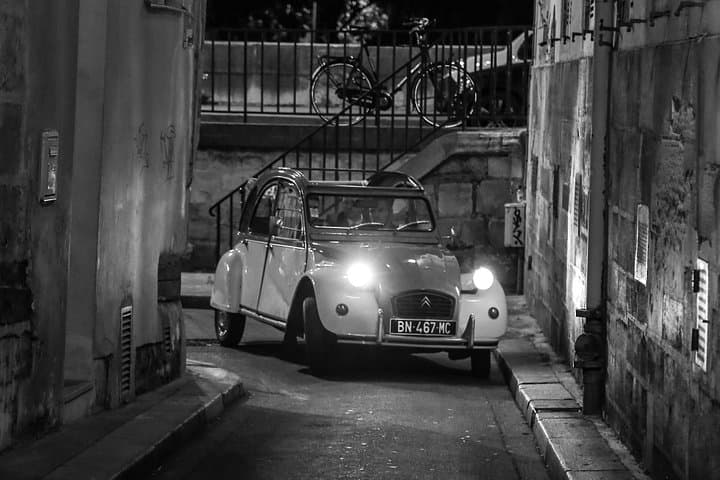 2CV tour by night — photo 4