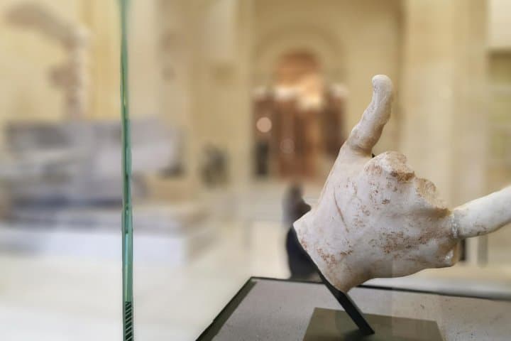Versailles Palace & Louvre Museum Private Day Tour from Paris — photo 19