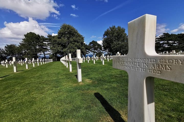 Normandy Landing Beaches Private Day Tour from Paris — photo 17