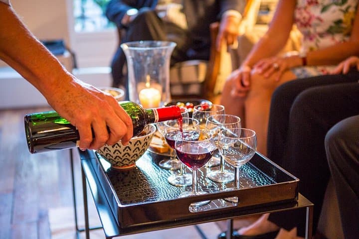Seasonal Parisian Dinner in an Elegant Montmartre Home — photo 1