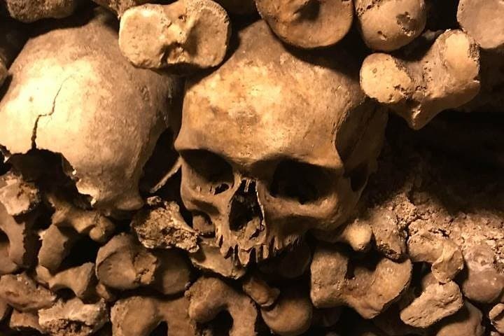 Paris Catacombs Guided Tour — photo 11