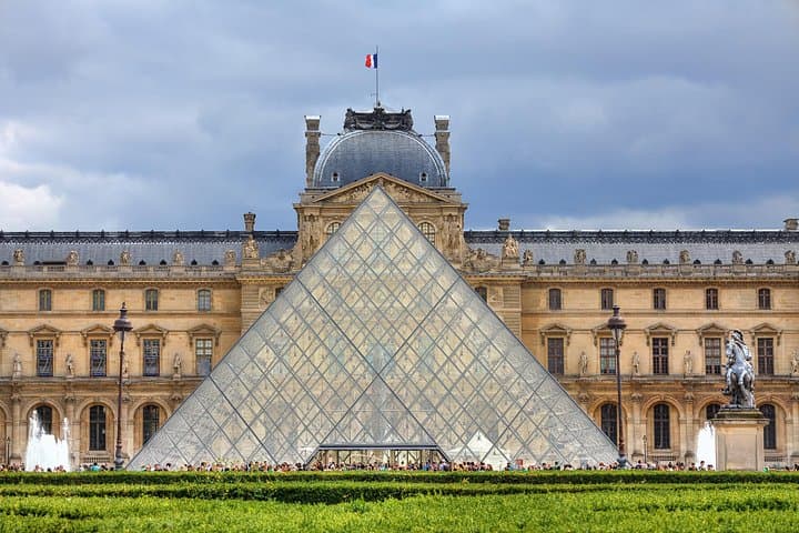 Paris Private Family Tour - Highlights & the Best Museum for Kids — photo 13