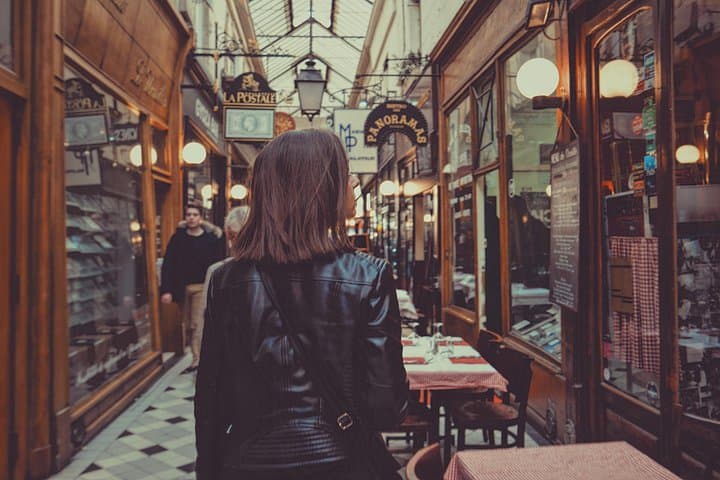 Private Tour of Parisian Markets including hidden passages with a local — photo 3