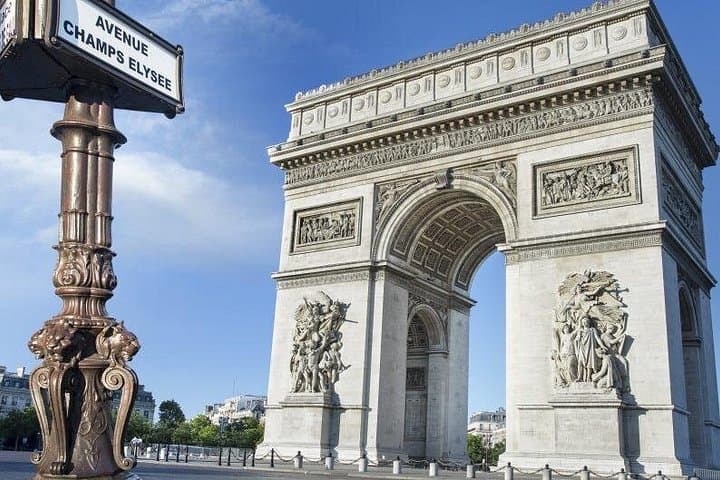 Arrival Transfer from Paris Airport CDG to Paris in Private Van — photo 3