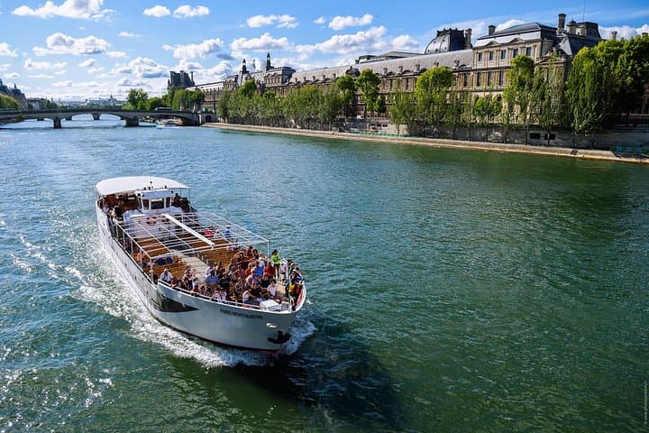 Seine River Direct Access Guided Cruise — photo 4