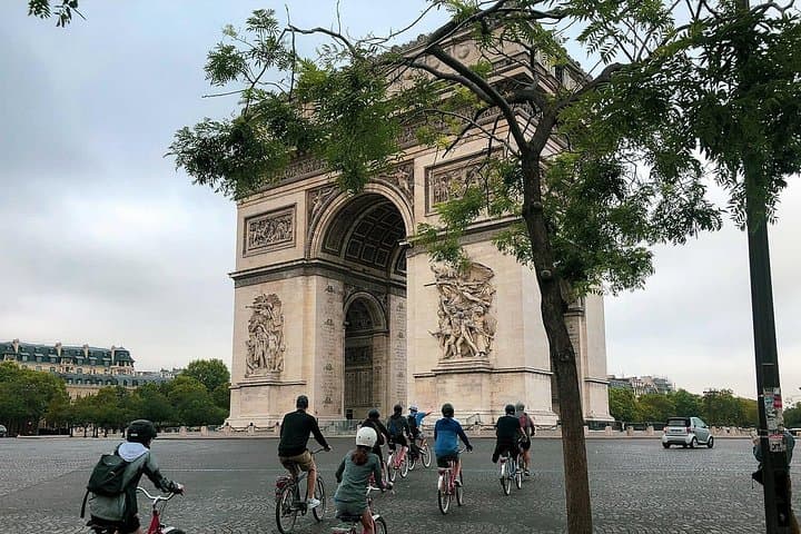 Paris Tour de France Bike Ride — photo 4